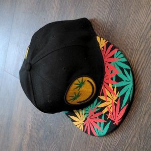 Brand Unknown Flat Bill Black Smiley Face Snapback Hat